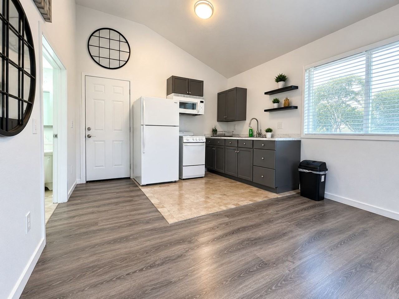505 Williams Ave - Photo 3 of 8