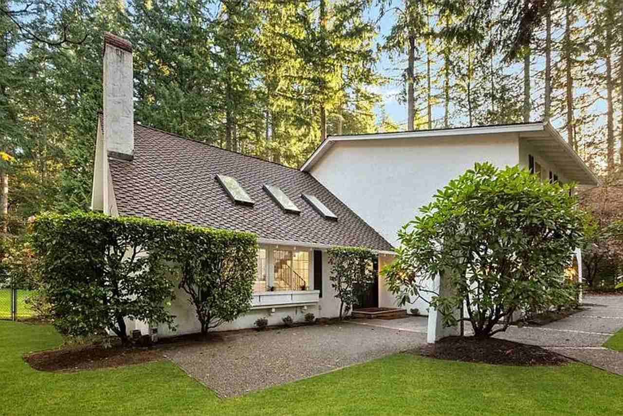 3610 130th Ave Ne - Photo 3 of 37