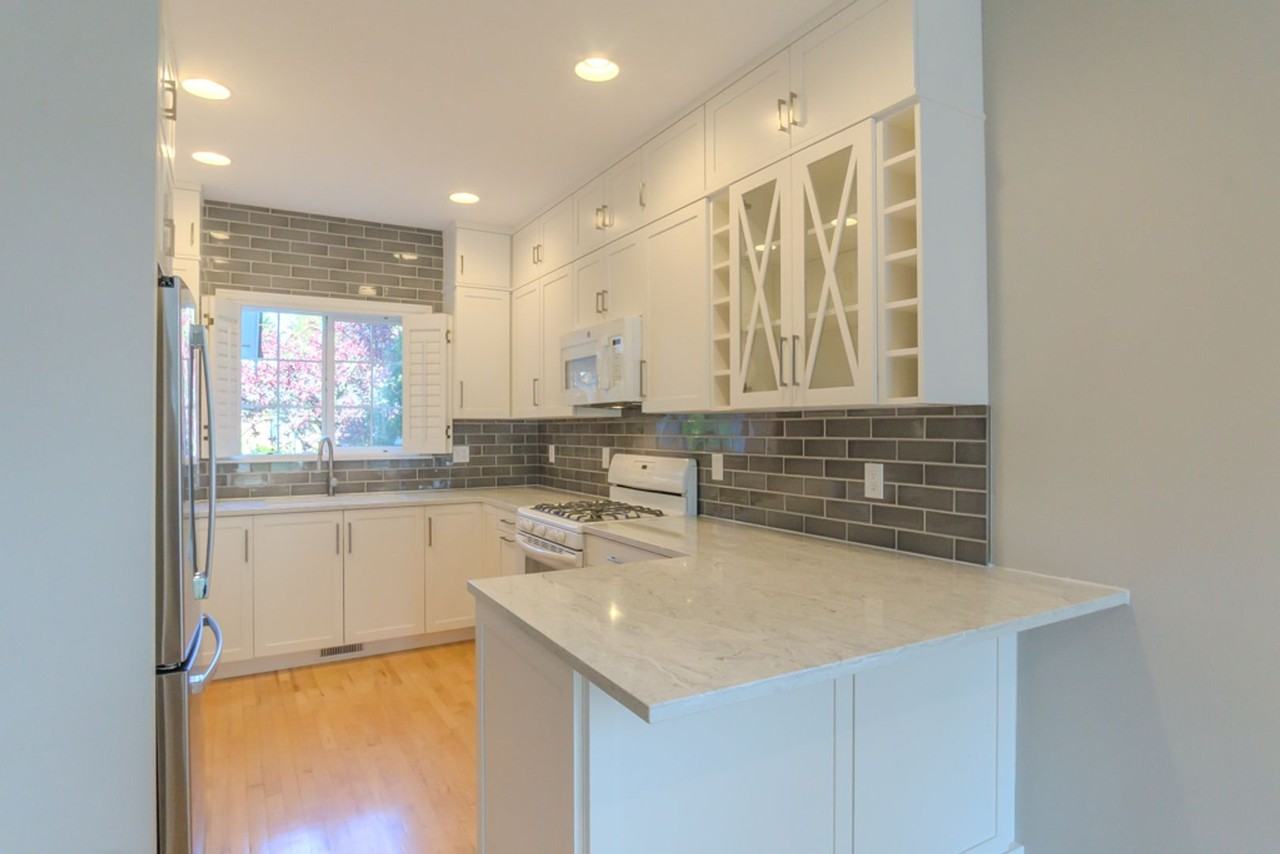 2761 Nw 65th St - Photo 7 of 37