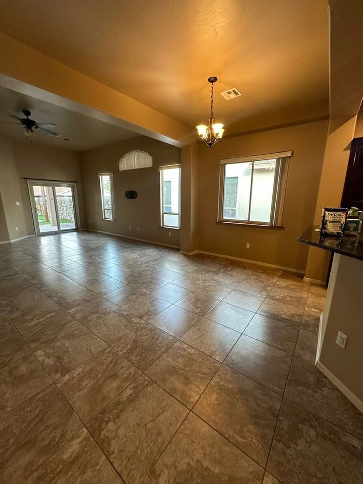 4747 Zeno Pl - Photo 7 of 26
