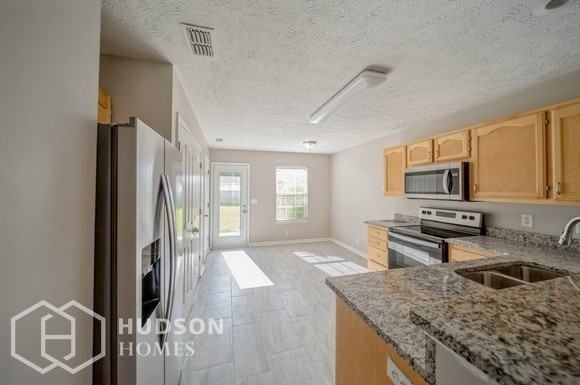 1272 Saint Andrews Dr - Photo 7 of 14