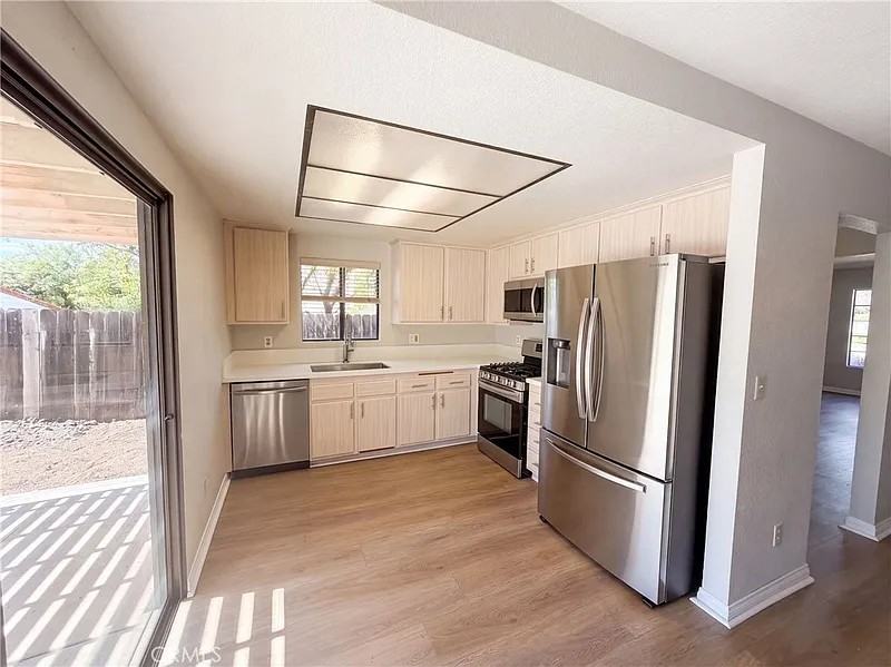 25431 Pistache Court - Photo 4 of 9