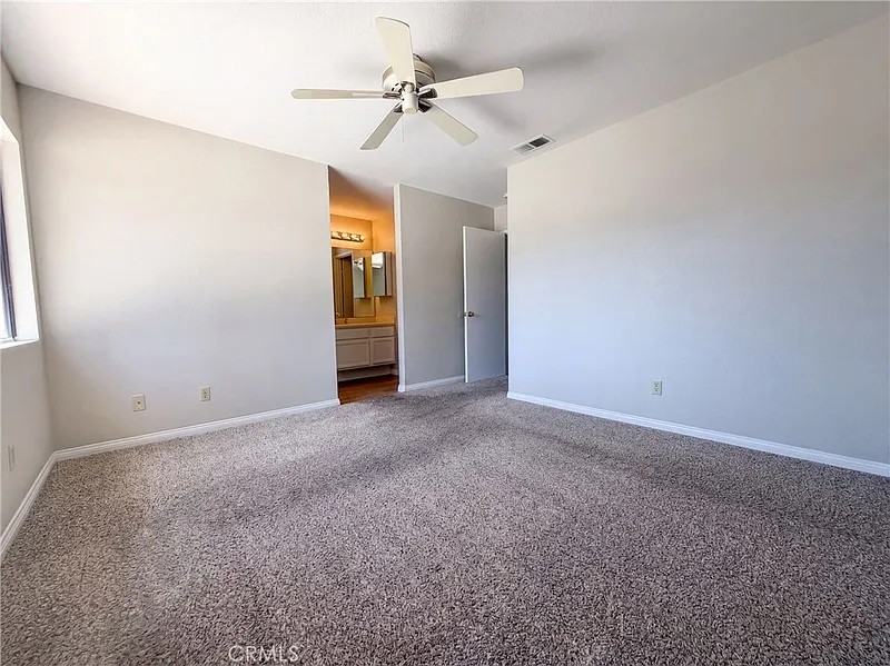 25431 Pistache Court - Photo 6 of 9