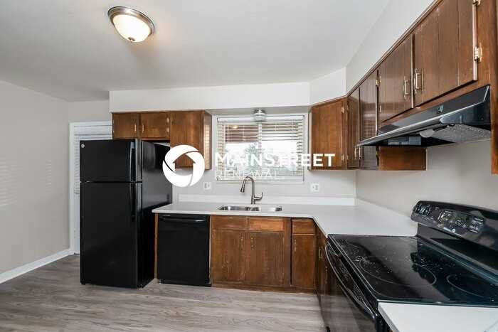 6108 W 84th Ave - Photo 5 of 18