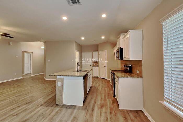 9316 Castorian Dr - Photo 7 of 21