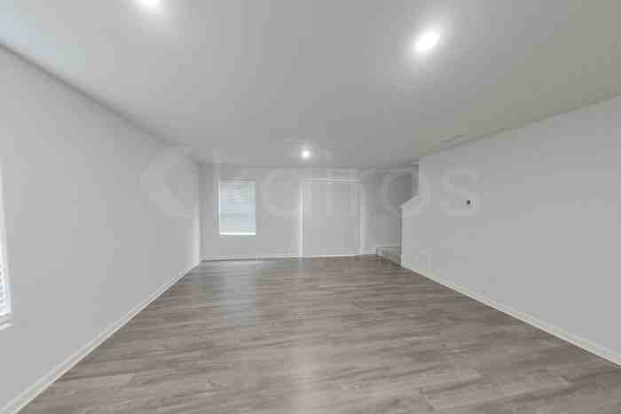 330 Ironwood Ct - Photo 5 of 20