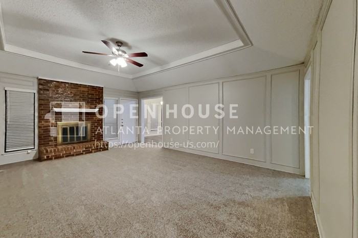624 Stoneybrook Dr - Photo 6 of 20