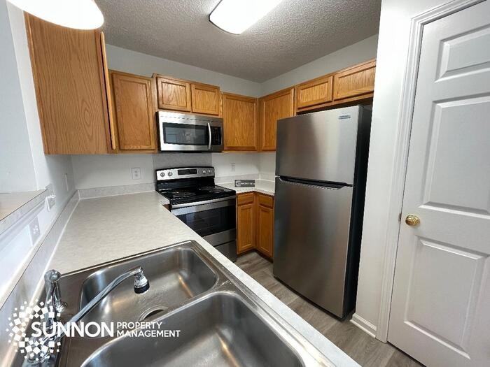 5818 Hewitt Dr - Photo 4 of 14