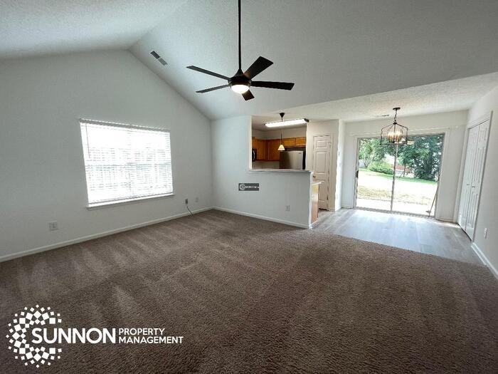 5818 Hewitt Dr - Photo 6 of 14