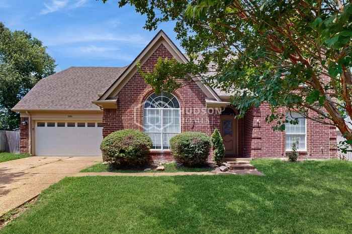 11186 Ram Hill Cv - Photo 4 of 37