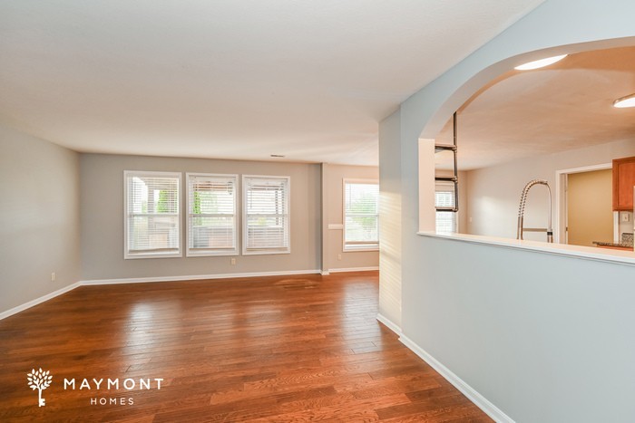 1152 Edgewater Way - Photo 7 of 13