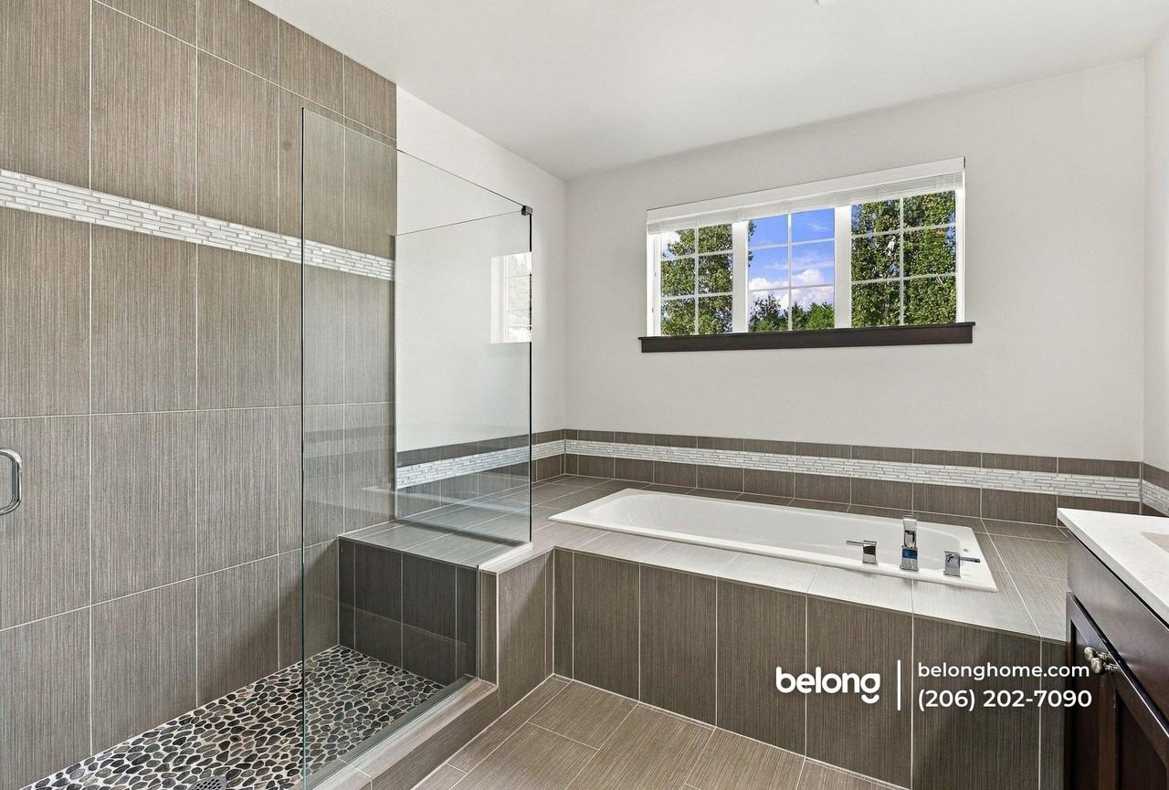 10125 Ne 147th St - Photo 6 of 29