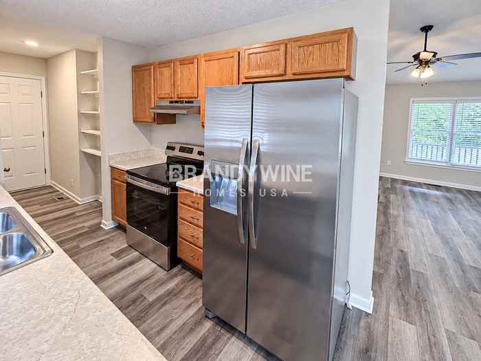 160 Wesley Chapel Rd - Photo 5 of 23