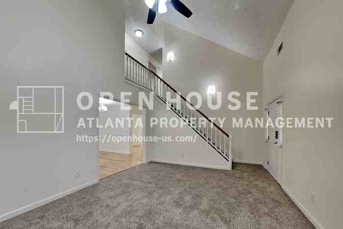 3235 Continental Dr - Photo 5 of 23