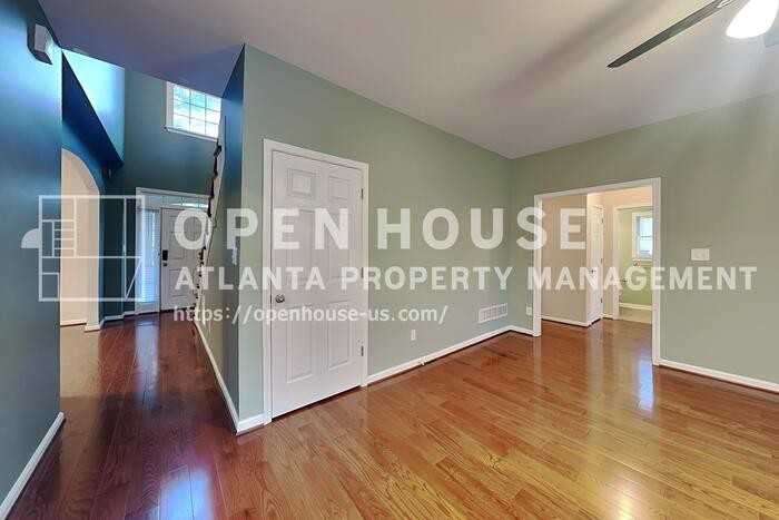 327 Laurel Glen Xing - Photo 5 of 21