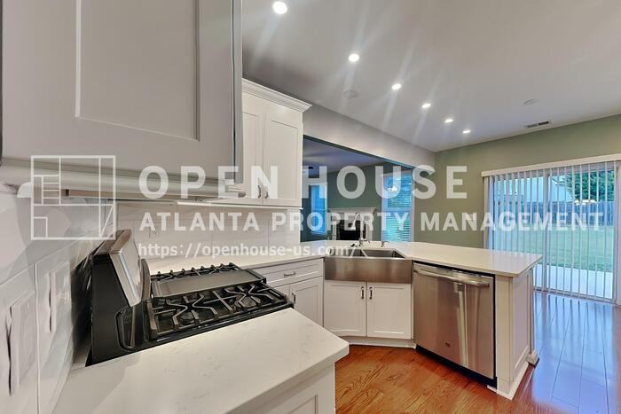 327 Laurel Glen Xing - Photo 7 of 21