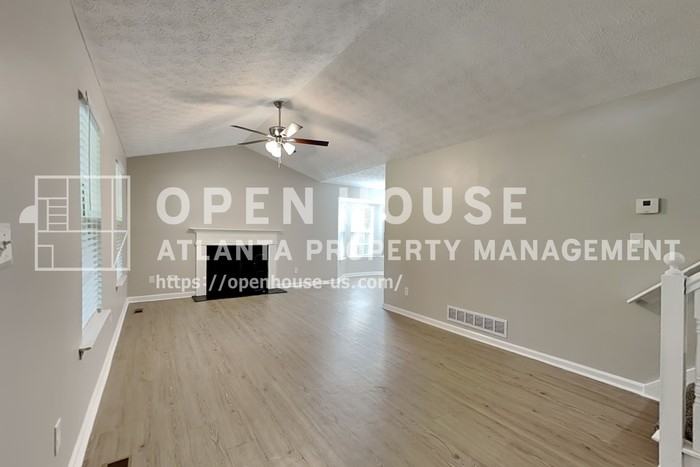 58 Glenbrook Ct - Photo 6 of 20
