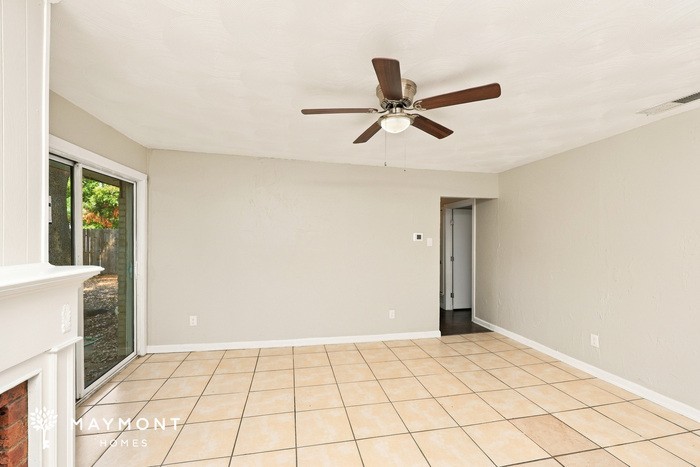 2517 Greenhill Dr - Photo 6 of 15