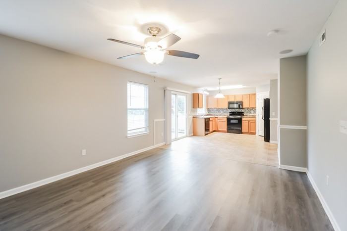 4562 Vista Meadows Dr - Photo 5 of 13