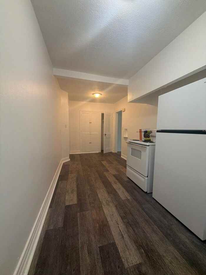 396 Davis Rd - Photo 4 of 14