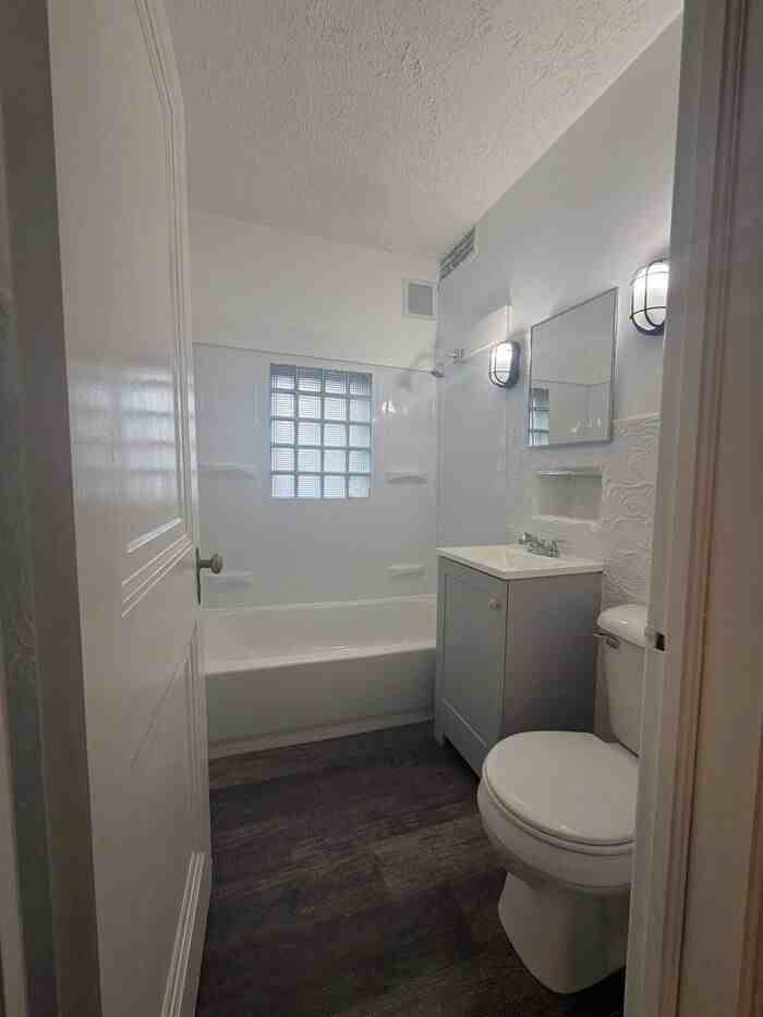 396 Davis Rd - Photo 5 of 14