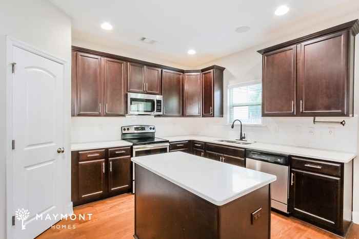 401 Yellow Pine Trl - Photo 6 of 13