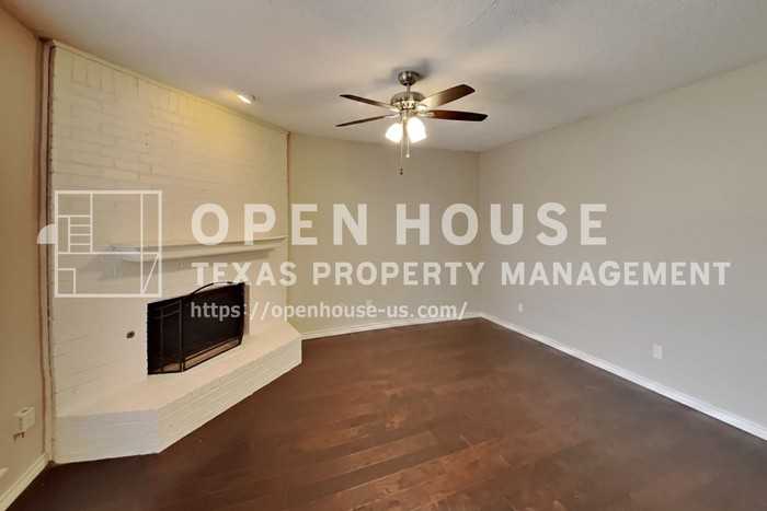 811 Rockefeller Ln - Photo 5 of 25