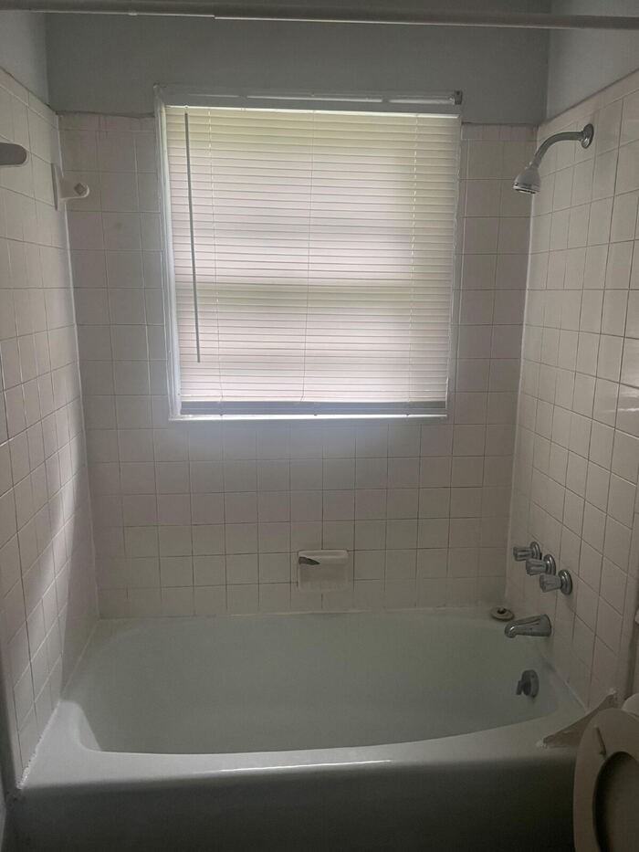 125 Audrey Dr - Photo 4 of 7