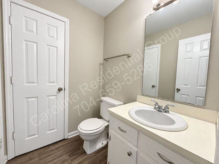 7613 Lancashire Dr - Photo 7 of 18