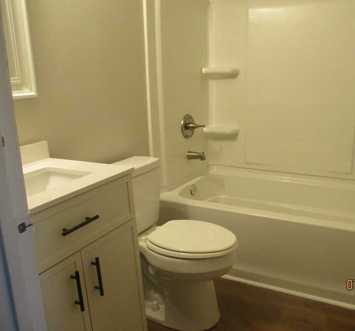 323 Oak St #323 - Photo 6 of 7