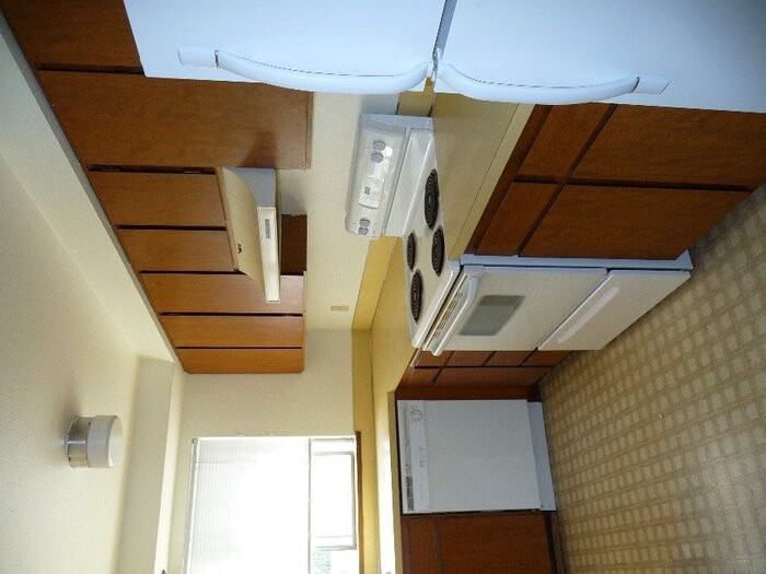 2723 22nd Ave #6 - Photo 4 of 7