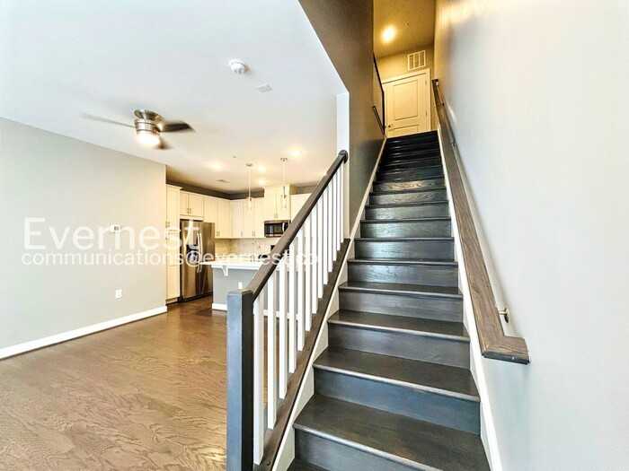 13317 Launders St - Photo 6 of 35