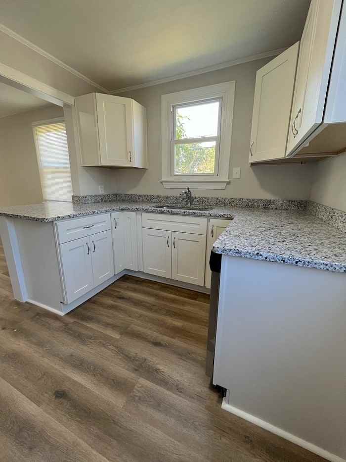 5231 Texas Ave - Photo 6 of 23