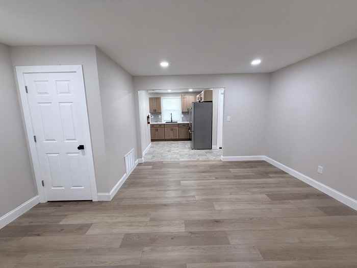 137 Lemmon Ave - Photo 4 of 24