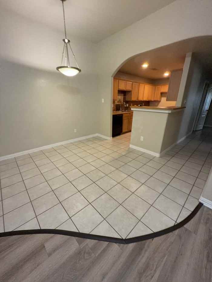 810 Cullum Ct - Photo 2 of 11
