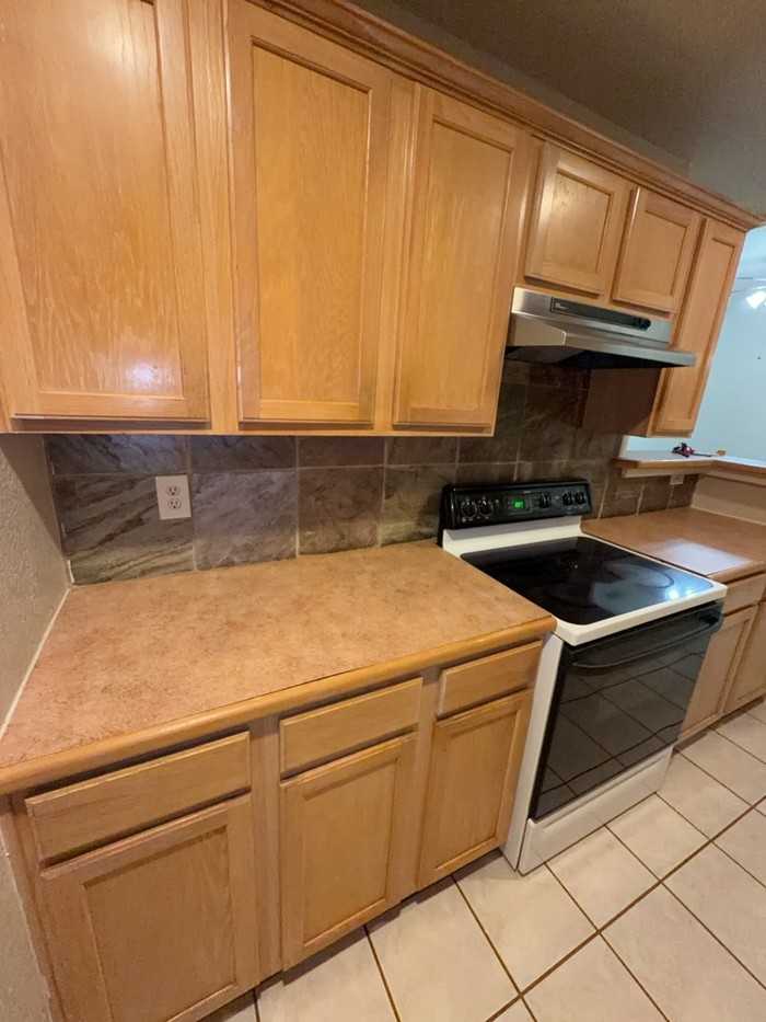 810 Cullum Ct - Photo 3 of 11