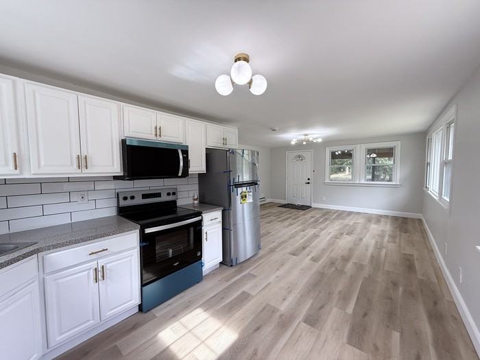 2502 Range Rd - Photo 5 of 33