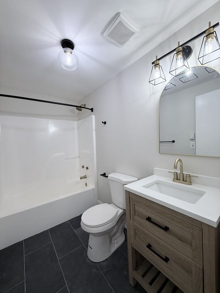 2502 Range Rd - Photo 7 of 33