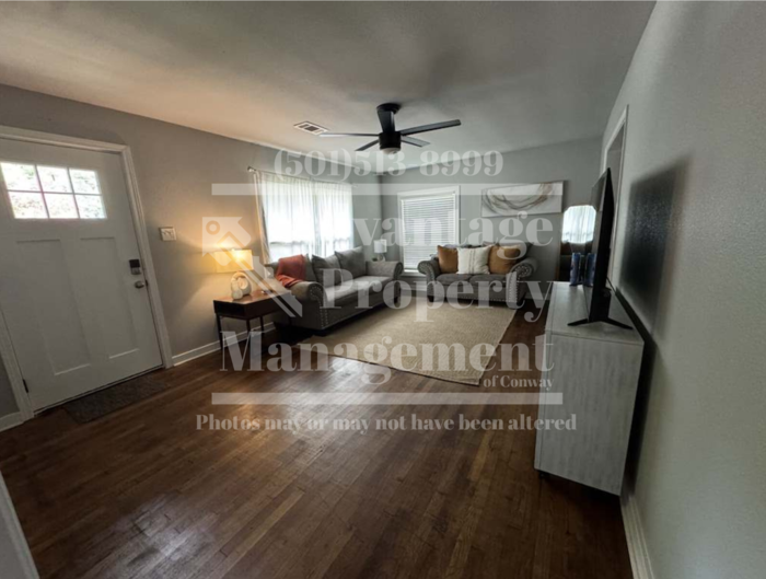 1013 Faulkner St - Photo 2 of 10