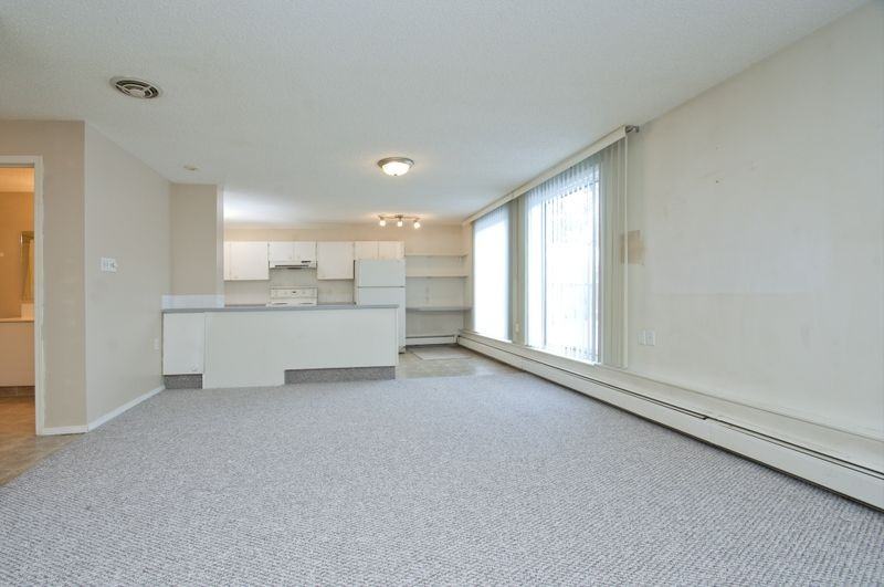 2527 1 Ave Nw - Photo 3 of 16