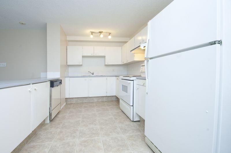 2527 1 Ave Nw - Photo 5 of 16
