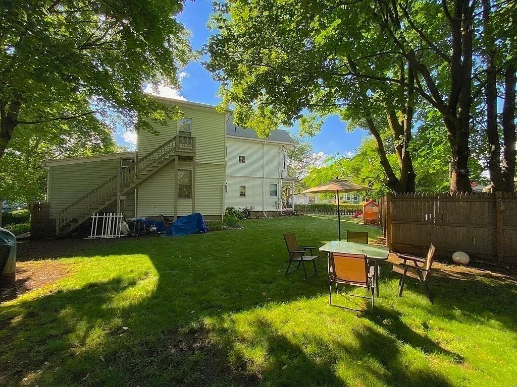 192 Auburndale Ave #2 - Photo 7 of 9