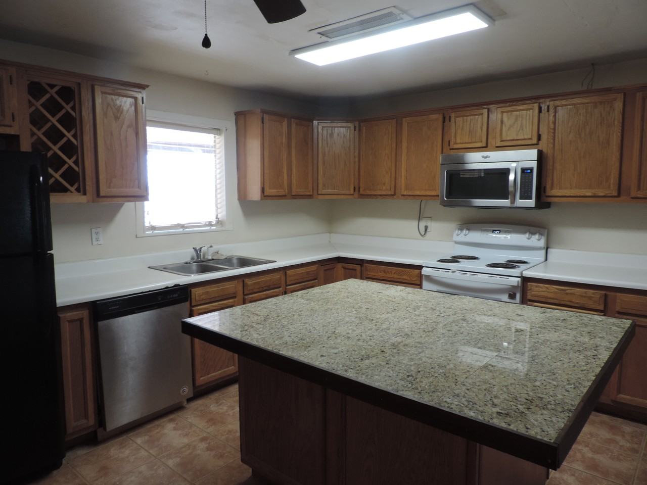 1411 N Overfield Rd #NA - Photo 5 of 14