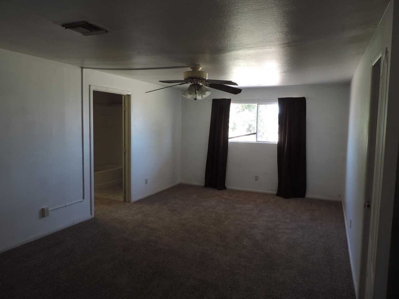 1411 N Overfield Rd #NA - Photo 7 of 14