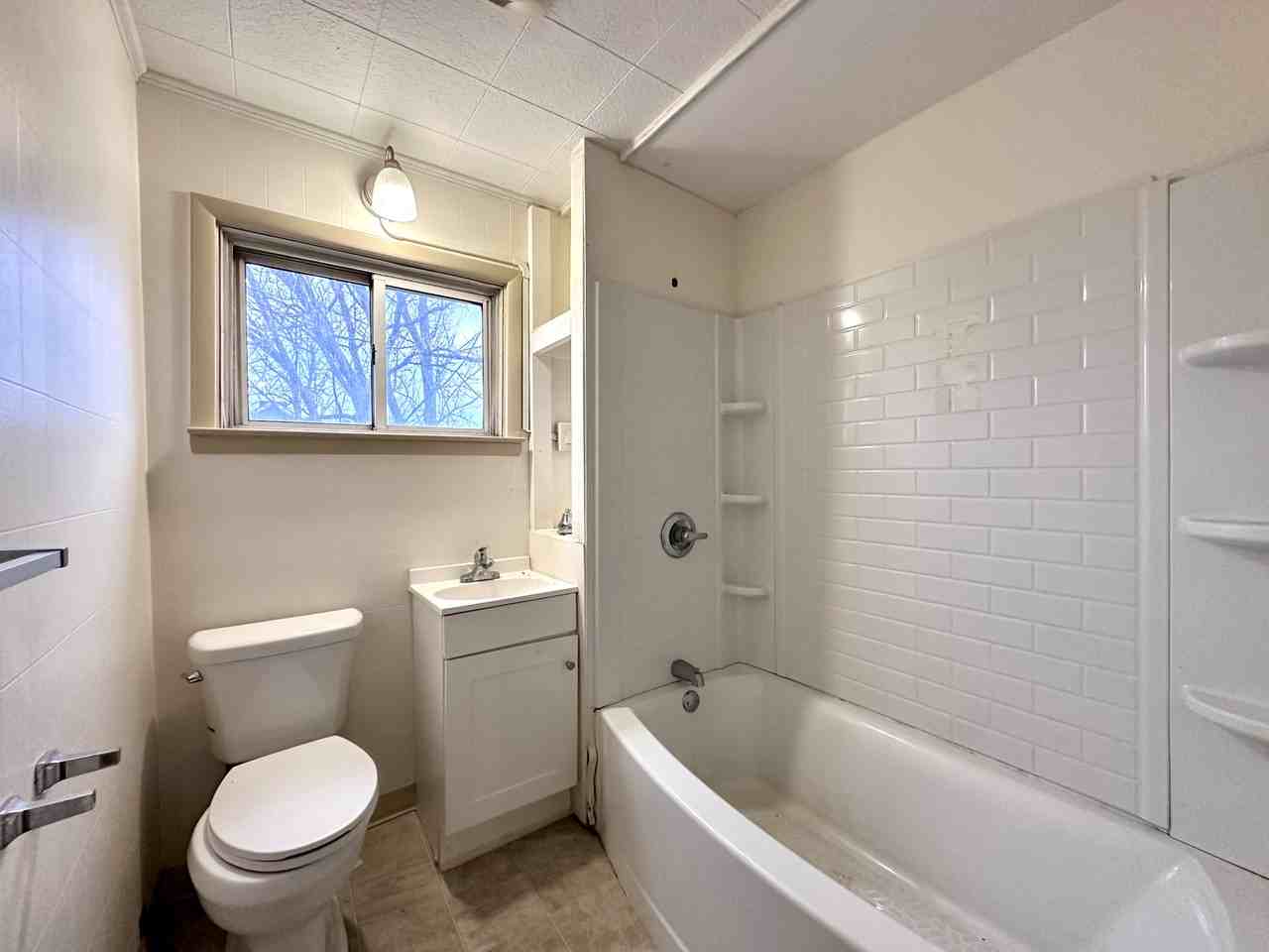 115 E Home St #NA - Photo 2 of 18