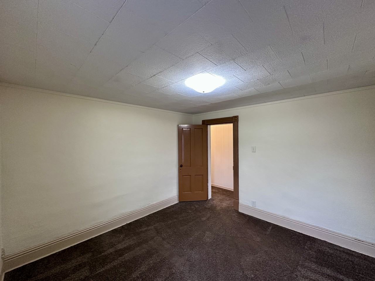 115 E Home St #NA - Photo 3 of 18