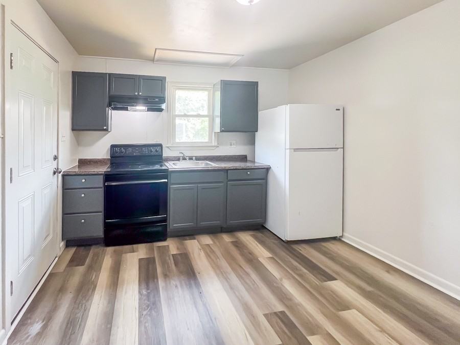 924 Wilcox St #924 - Photo 6 of 7
