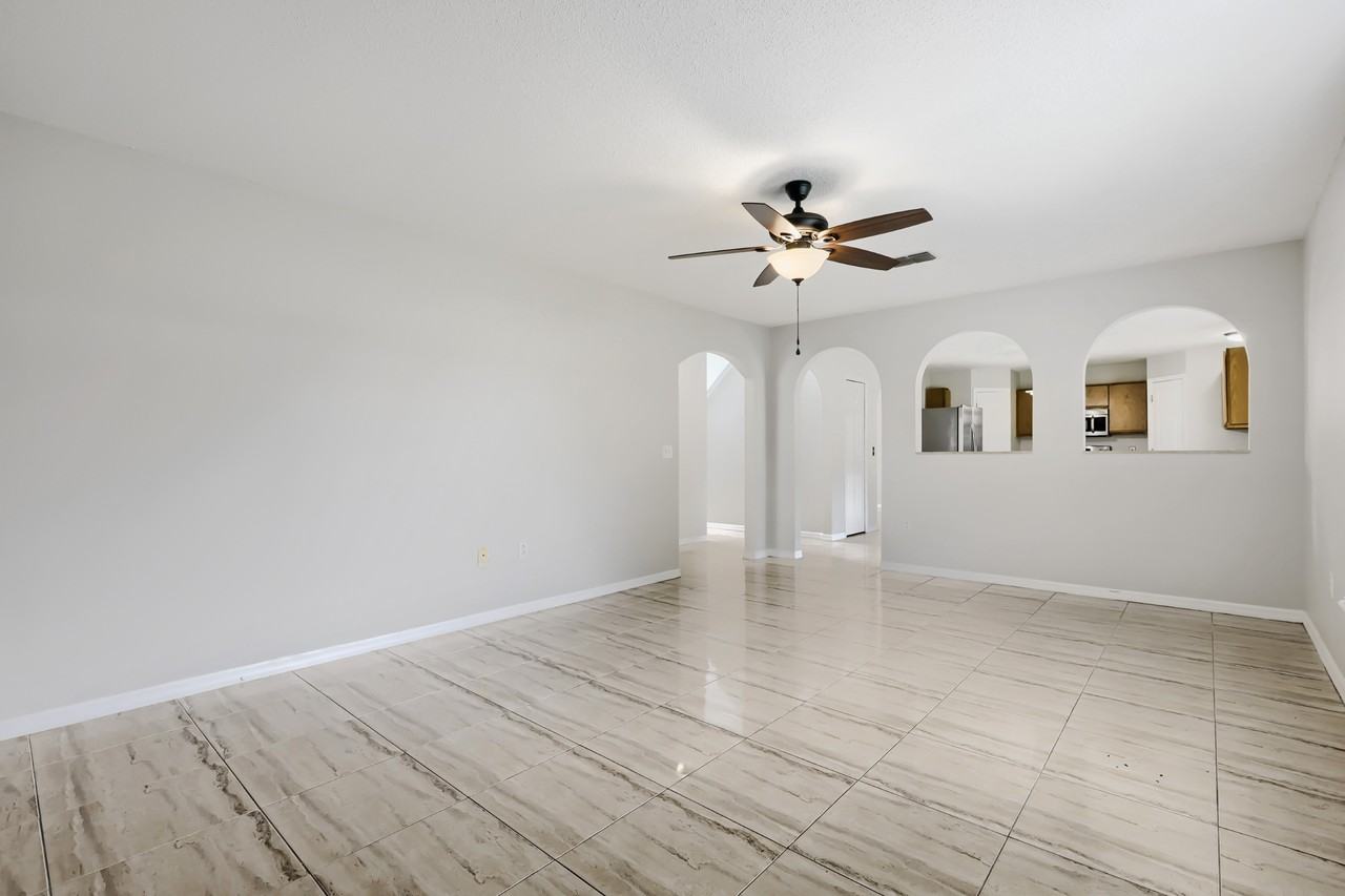 24813 Mary Beth Ct #NA - Photo 5 of 19