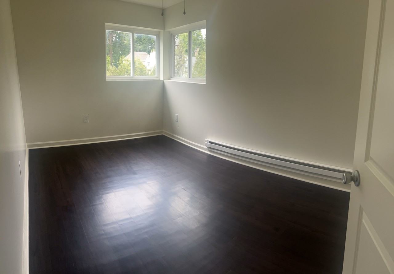726 E Mitchell Ave #6 - Photo 2 of 4