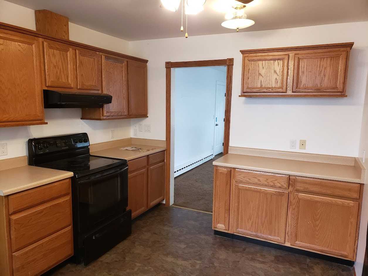 2201 E Roanoke St #NA - Photo 2 of 23